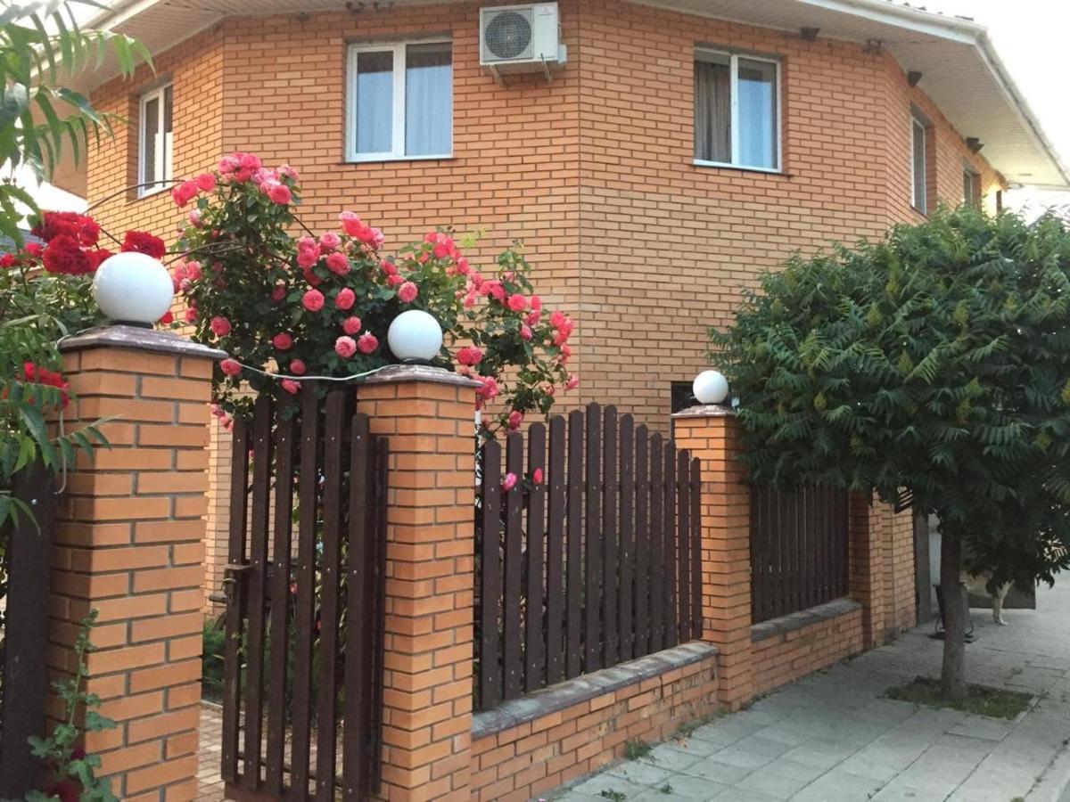 Мотельный Комплекс Телега Sula Esterno foto